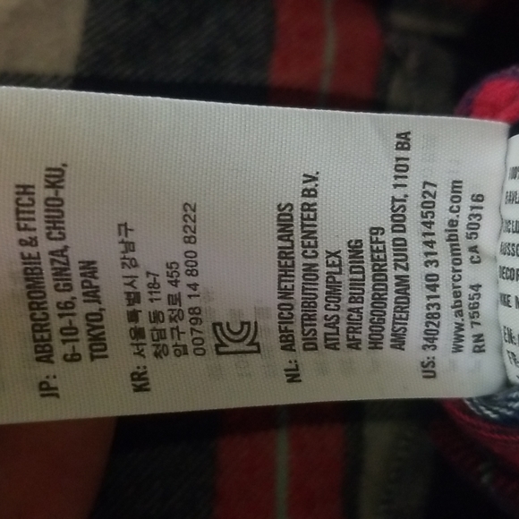 Red & blue checker pattern flannel - Great fit & look - Picture 6 of 9